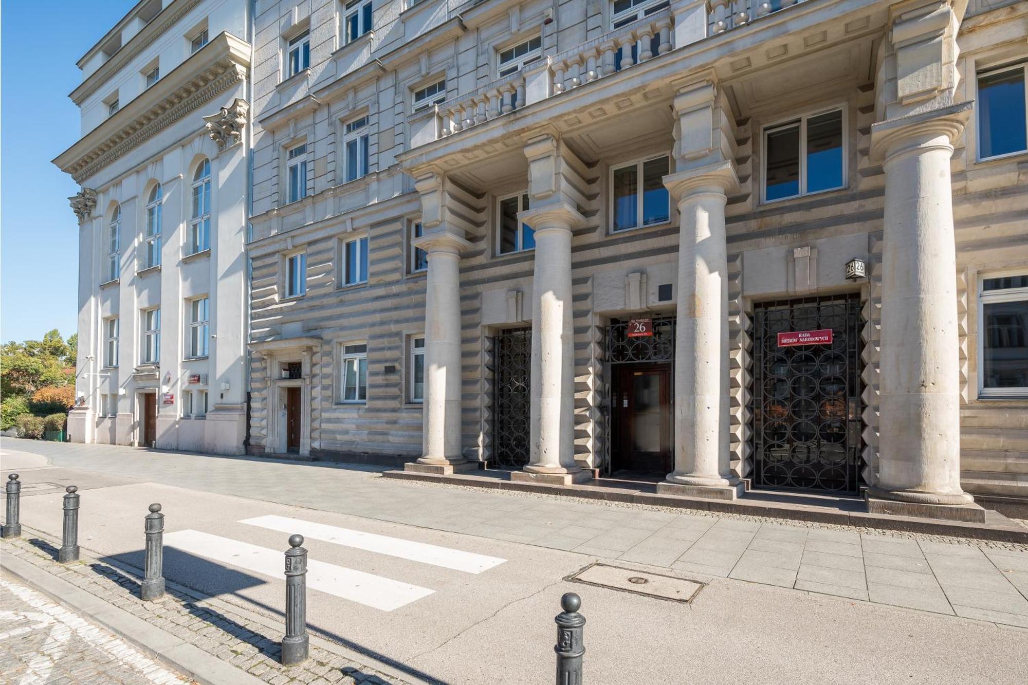 Plac Trzech Krzyzy Royal Apartament *