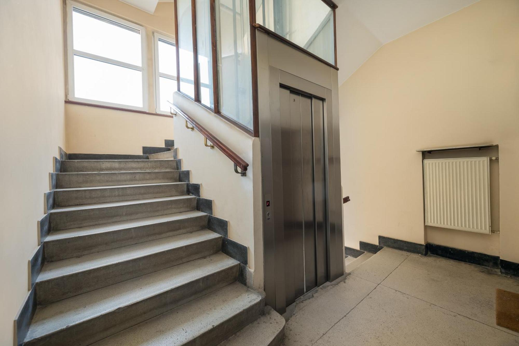 Plac Trzech Krzyzy Royal Apartament