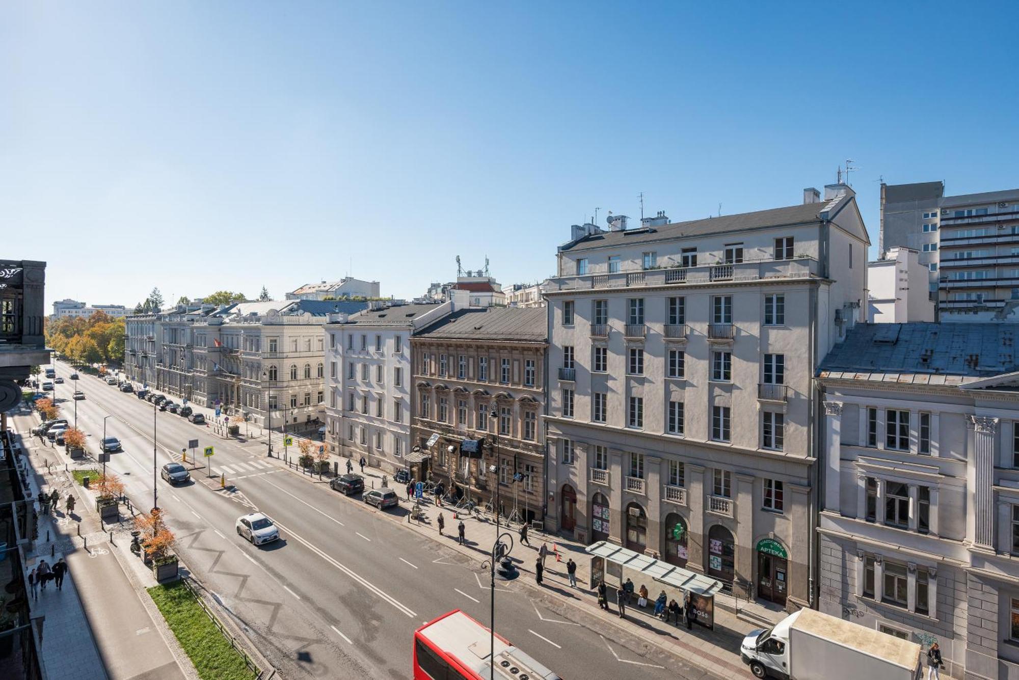 Plac Trzech Krzyzy Royal